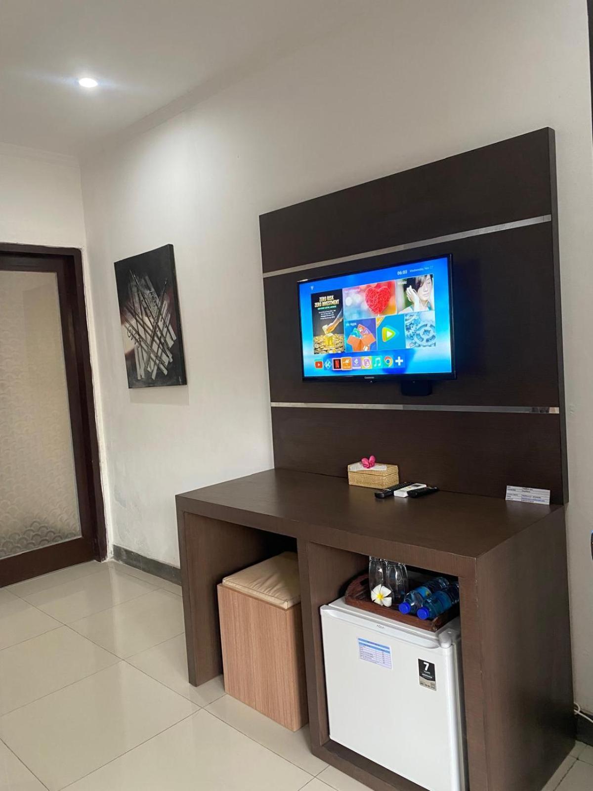 Tropica Gili Total Body Fit - Free Access Gym And Coworking Space Gili Trawangan Exterior foto