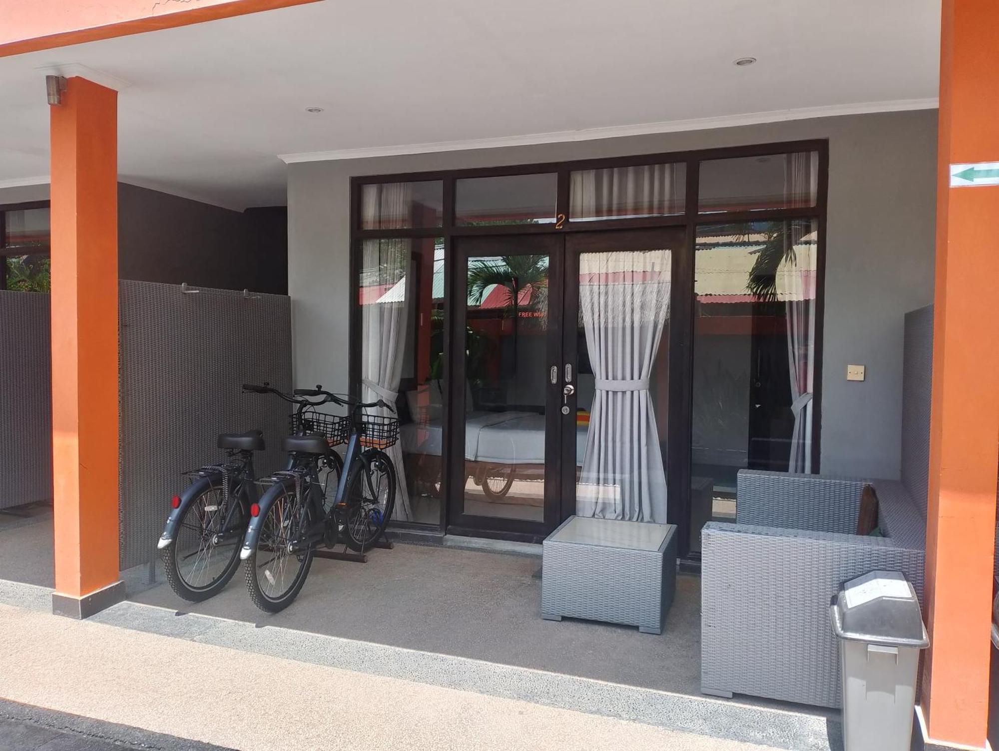 Tropica Gili Total Body Fit - Free Access Gym And Coworking Space Gili Trawangan Exterior foto